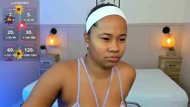 AuroraSky8 online show from 09-19-25, 11:55