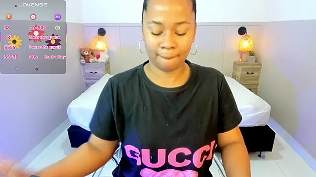 AuroraSky8 online show from 11-23-25, 12:16