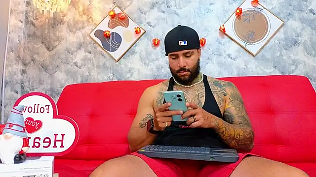 Apolo rousse1 online show from 02-12-26, 09:21