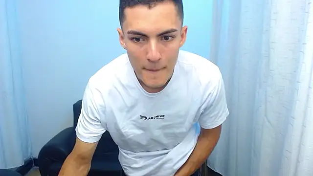 Matiius18 online show from 03-25-26, 01:50