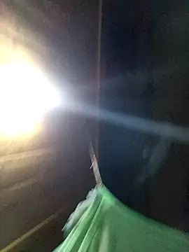 Snapshot of Mptrangp chatting on 04-05-26, 01:19 Mptrangp online show from 04-05-26, 01:19