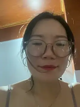 Snapshot of tttan1 chatting on 08-04-26, 01:25 tttan1 online show from 08-04-26, 01:25