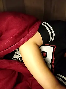 tthun1 online show from 04-17-26, 02:36