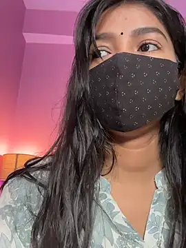 Snapshot of Neha18 chatting on 04-24-26, 07:22 Neha18 online show from 04-24-26, 07:22