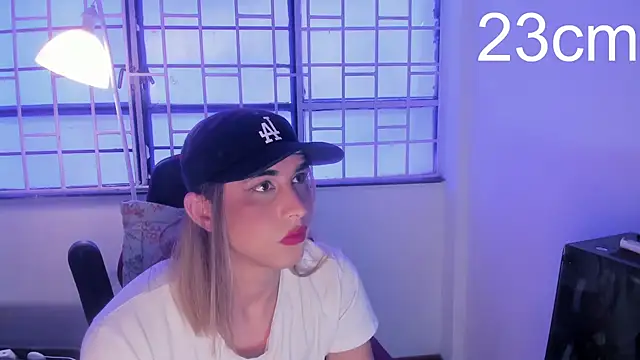 angelgoald1 online show from 09-11-25, 06:19