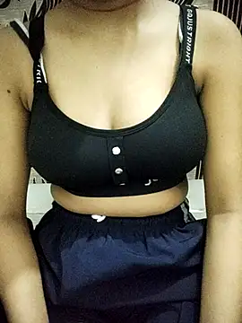 Snapshot of Nikita-Singh88 chatting on 10-26-25, 03:18 Nikita-Singh88 online show from 10-26-25, 03:18