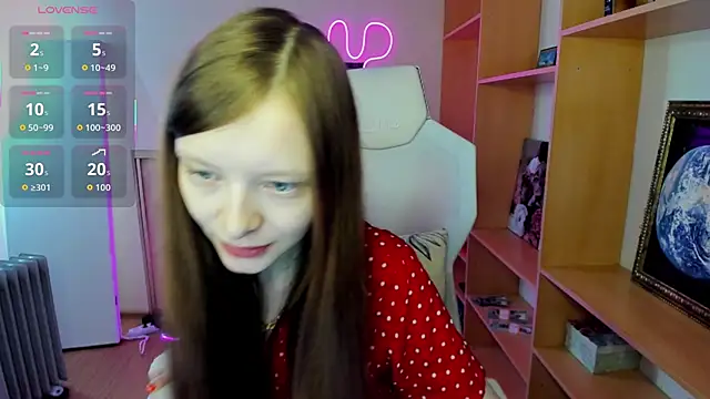 AliceHaris online show from 11-08-25, 03:18