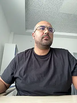 Snapshot of Burak6850 chatting on 05-25-26, 11:05 Burak6850 online show from 05-25-26, 11:05