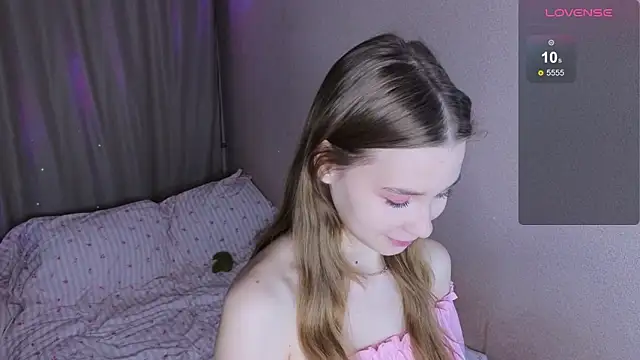 taddy shy online show from 10-31-25, 02:51