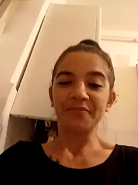 alinaalinutzq online show from 11-23-25, 06:52