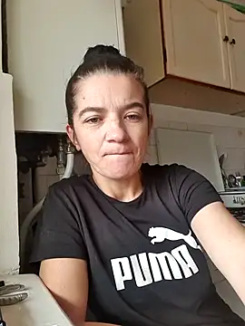 alinaalinutzq online show from 12-20-25, 11:06