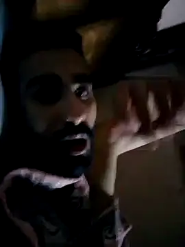 Snapshot of bbbvhhn chatting on 10-08-25, 08:34 bbbvhhn online show from 10-08-25, 08:34