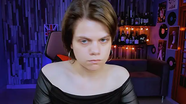 Snapshot of EllieMurler chatting on 10-09-25, 09:07 EllieMurler online show from 10-09-25, 09:07