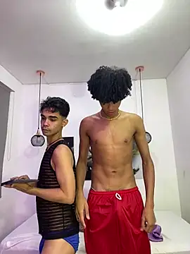 Snapshot of Violet_Dream2 chatting on 03-26-26, 12:17 Violet Dream2 online show from 03-26-26, 12:17