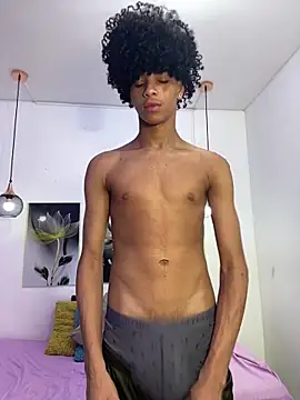 Snapshot of Violet_Dream2 chatting on 04-05-26, 08:39 Violet Dream2 online show from 04-05-26, 08:39