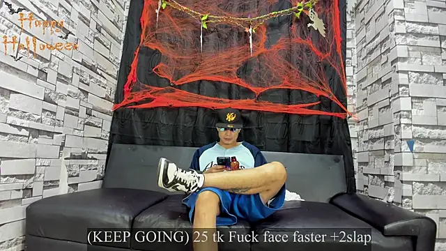 Crazy Cult Sex online show from 10-25-25, 01:07