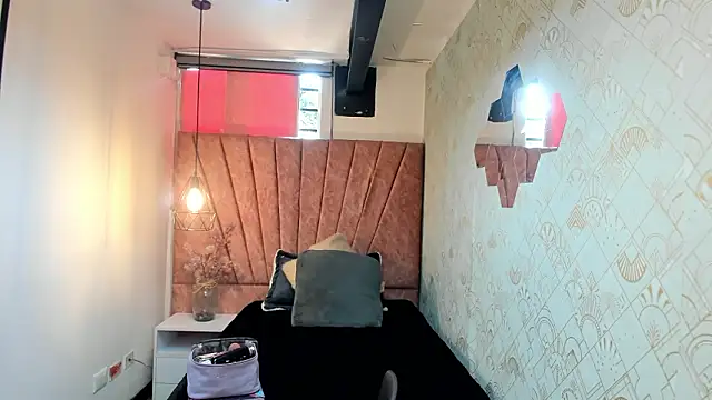 Kiara Cruz   online show from 02-28-26, 04:30