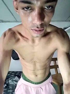 Brayanellatino online show from 04-07-26, 08:42