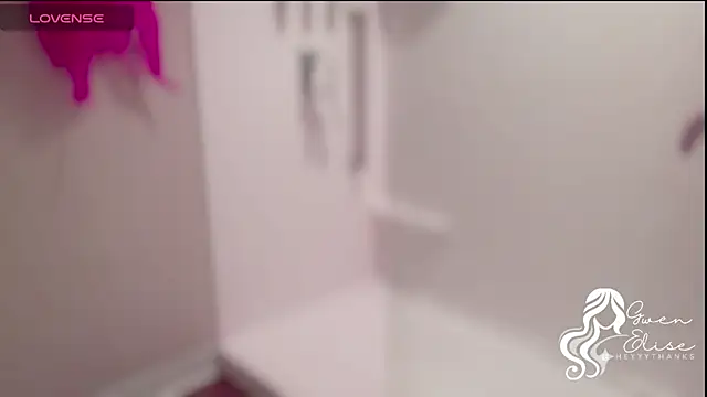 Snapshot of heyyythanks chatting on 11-04-25, 10:42 heyyythanks online show from 11-04-25, 10:42