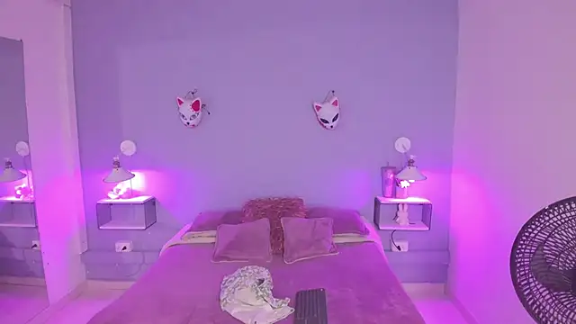 Zoe Lynch  online show from 09-25-25, 11:47