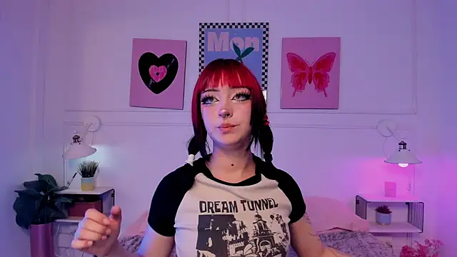 Snapshot of Zoe_Lynch_ chatting on 04-22-26, 11:34 Zoe Lynch online show from 04-22-26, 11:34