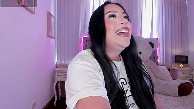 Snapshot of Zoey_thompson chatting on 11-12-25, 02:50 Zoey thompson online show from 11-12-25, 02:50