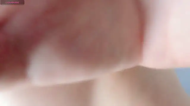 Snapshot of baby_rous chatting on 10-06-25, 12:02 baby rous online show from 10-06-25, 12:02