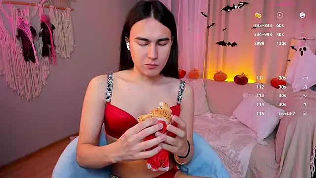 HeyAlena online show from 10-23-25, 07:18