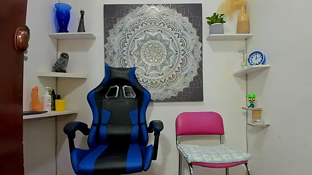 marsmith1 online show from 04-24-26, 07:27