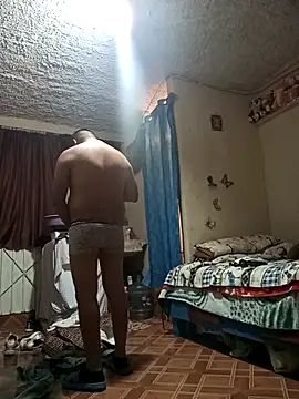 Snapshot of mexosito27 chatting on 09-28-25, 01:22 mexosito27 online show from 09-28-25, 01:22