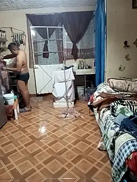 Snapshot of mexosito27 chatting on 10-05-25, 12:53 mexosito27 online show from 10-05-25, 12:53