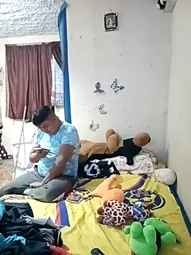 Snapshot of mexosito27 chatting on 10-13-25, 03:28 mexosito27 online show from 10-13-25, 03:28