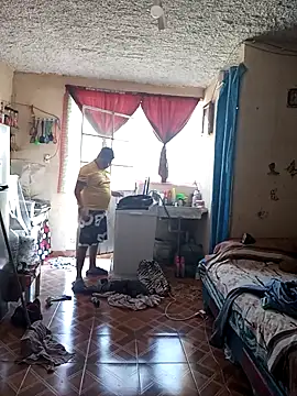 Snapshot of mexosito27 chatting on 11-16-25, 04:23 mexosito27 online show from 11-16-25, 04:23