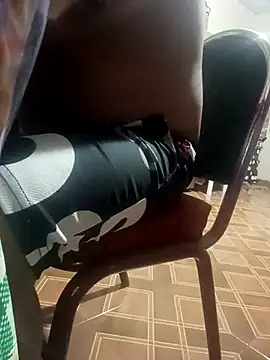 Snapshot of mexosito27 chatting on 11-24-25, 03:28 mexosito27 online show from 11-24-25, 03:28