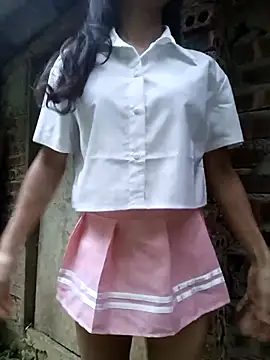 Snapshot of chau1 chatting on 06-22-26, 10:29 chau1 online show from 06-22-26, 10:29