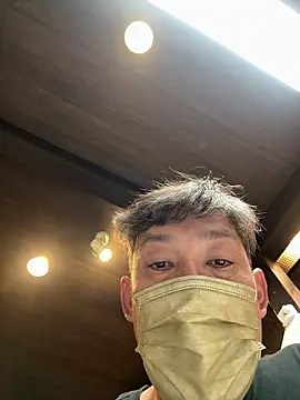 Snapshot of usu0130 chatting on 09-13-25, 01:55 usu0130 online show from 09-13-25, 01:55