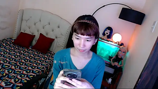 ShantalFoxxy  online show from 11-05-25, 03:39