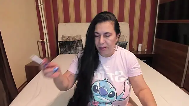 MadameCrowford online show from 12-18-25, 12:11