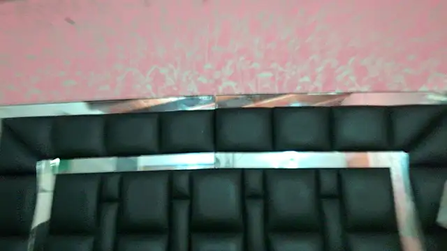Snapshot of anzhel_novick chatting on 09-27-25, 11:59 anzhel novick online show from 09-27-25, 11:59