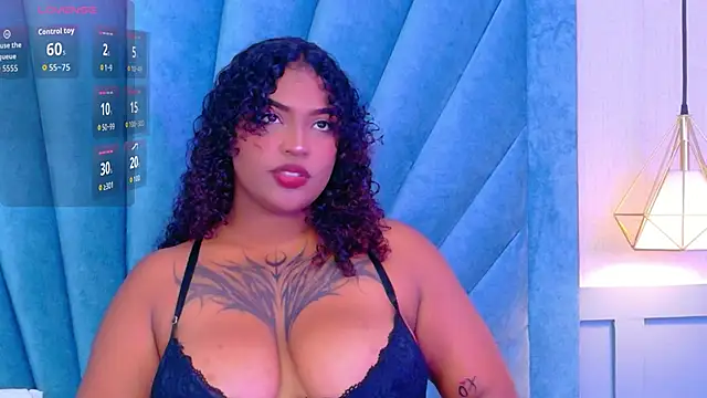 Snapshot of Cristal-Jonnes chatting on 09-23-25, 02:58 Cristal-Jonnes online show from 09-23-25, 02:58