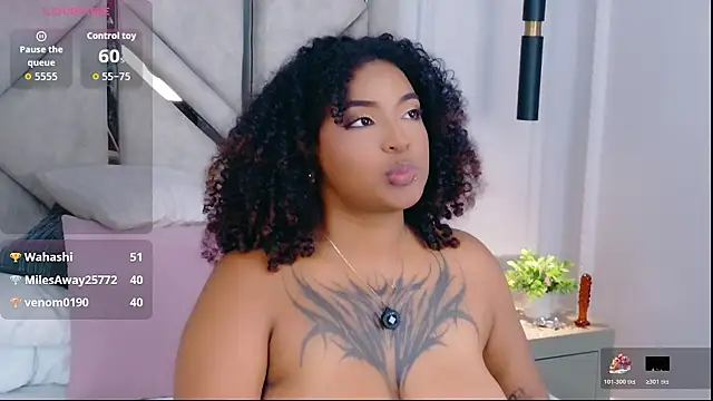 Cristal-Jonnes online show from 04-11-26, 07:56