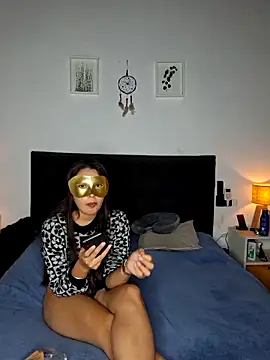 Snapshot of Mar_Linn chatting on 11-08-25, 01:06 Mar Linn online show from 11-08-25, 01:06