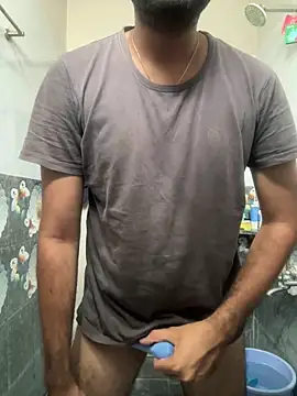 Snapshot of Sid_____123 chatting on 10-14-25, 07:42 Sid     123 online show from 10-14-25, 07:42