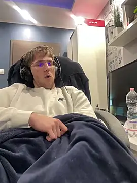 Sexaddict05 online show from 04-08-26, 10:43