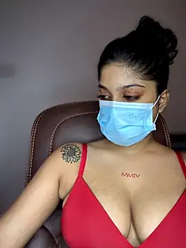 Snapshot of Saza_lklx chatting on 12-20-25, 07:37 Saza lklx online show from 12-20-25, 07:37