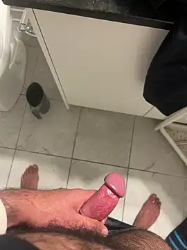 Snapshot of sid356 chatting on 11-15-25, 06:22 sid356 online show from 11-15-25, 06:22