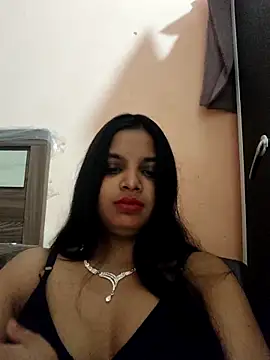 Snapshot of Maahhii_2 chatting on 03-21-26, 09:18 Maahhii 2 online show from 03-21-26, 09:18