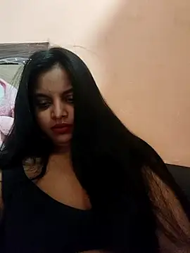 Snapshot of Maahhii_2 chatting on 03-22-26, 09:29 Maahhii 2 online show from 03-22-26, 09:29