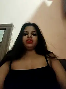 Snapshot of Maahhii_2 chatting on 03-28-26, 11:59 Maahhii 2 online show from 03-28-26, 11:59