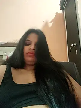 Snapshot of Maahhii_2 chatting on 04-11-26, 07:56 Maahhii 2 online show from 04-11-26, 07:56